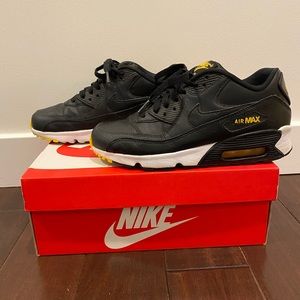 Size 6 youth air max 90s